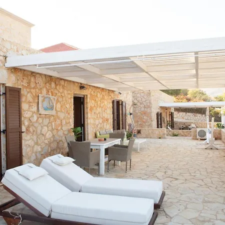 Case de vacanță Romanza Chalki Town